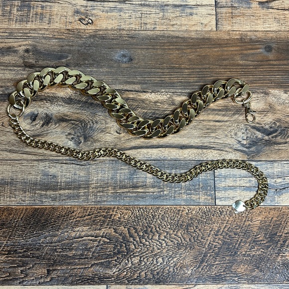Express Thick Gold Chain Belt - Picture 4 of 6